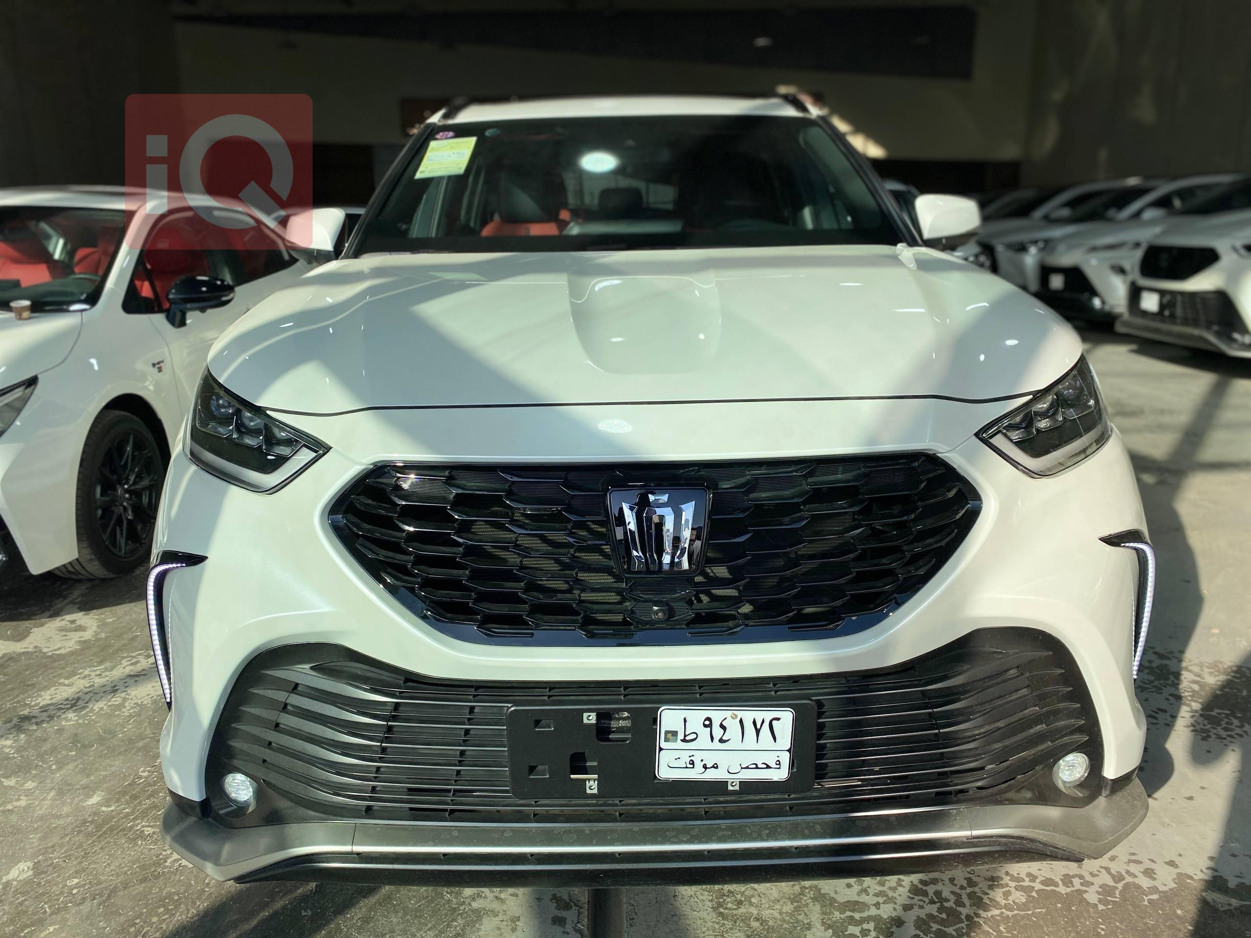 Toyota Crown Kluger
